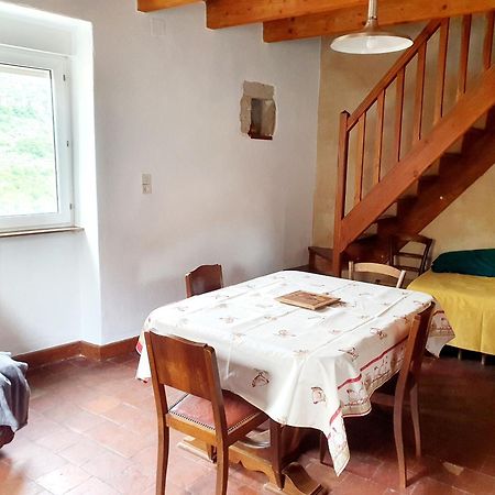 Gites 4 A 5 Personnes Saint-Rome-de-Tarn Экстерьер фото